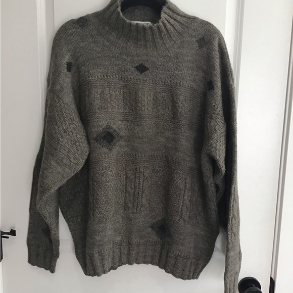 Givenchy Gentleman Paris Sweater Mens Wool Size L?